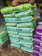 Potgrond aanplantgrond boomschors  enz., Ophalen, Potgrond