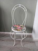 Brocante witte gietijzeren stoel met losse zitting, Antiek en Kunst, Ophalen