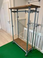 Industriële kledingrek met wielen, Kleding | Dames, Kledingrekken, Ophalen, Met wielen, Gebruikt