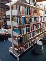 Boekenplank vol met diverse boeken, Ophalen, Noabershop, Tbeishuizen59@gmail.com, Roldersyraat 9