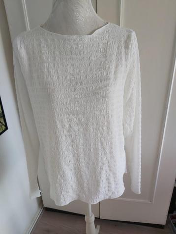 blouse/shirt beschikbaar voor biedingen