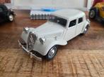 Citroën T.A. 15 cv bburago schaal 1/24, Gebruikt, Auto, ., Ophalen of Verzenden