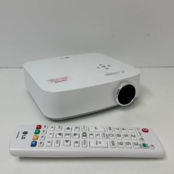 LG PF50KS Full HD DLP LED Beamer | nette staat beschikbaar voor biedingen