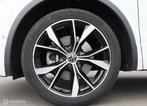 Volkswagen Tiguan 1.4 TSI eHybrid R-Line I Camera I Trekhaak, 1716 kg, Zwart, 4 cilinders, Wit