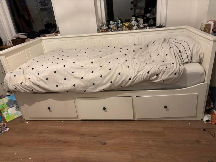 Ikea Hemnes Uitschuifbed 80x200, Huis en Inrichting, Slaapkamer | Bedden, Gebruikt, Eenpersoons, 80 cm, 200 cm, Hout, Wit, Verstelbaar