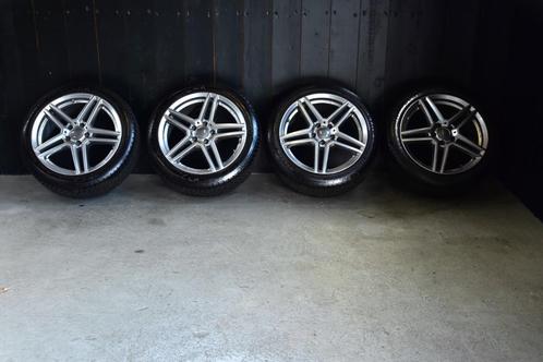 Een prachtig winterset voor een Mercedes CLA., Auto-onderdelen, Banden en Velgen, Banden en Velgen, Winterbanden, 18 inch, 225 mm