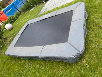 Trampoline magic circle pro 315x215 beschikbaar voor biedingen