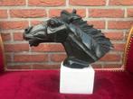 marmeren beeld, WILD PAARD, handwerk, Antiek en Kunst, Kunst | Beelden en Houtsnijwerken, Ophalen of Verzenden