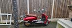 Leuke rode retro scooter, Gebruikt, Maximaal 45 km/u, Benzine, Ophalen