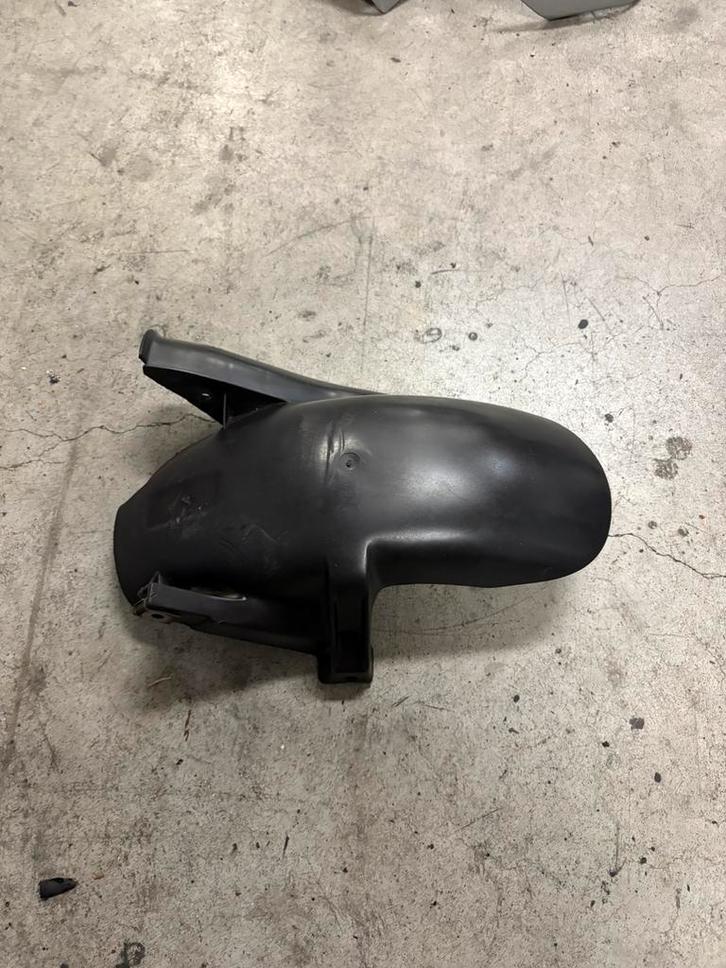 Piaggio typhoon 125cc spatbord over achter wiel, Motoren, Tuning en Styling, Ophalen of Verzenden