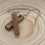 Oorbellen met walnoot houten hangers, Overige materialen, Hangers, Info@degroottaxidermie.com, De Groot sieraden