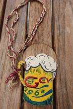 houten carnavals medaille 1964 GCV, Ophalen of Verzenden, Overige materialen, Nederland