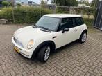 Mini Mini 1.6 One Salt! Airco! 196 DKM! NW Distributie!, Voorwielaandrijving, Gebruikt, 4 cilinders, 4 stoelen