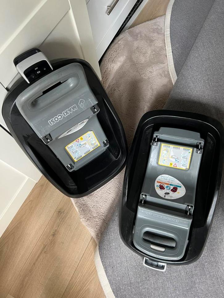 2 Maxi-Cosi FamilyFix– Isofix base Pebble&Pearl autostoel, Kinderen en Baby's, Autostoeltjes, Gebruikt, Maxi-Cosi, 0 t/m 18 kg