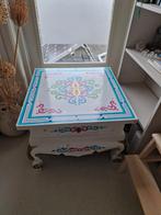 Tafel hand geschilderd in Tibet, Huis en Inrichting, 50 tot 100 cm, Vierkant, Zo goed als nieuw, 50 tot 100 cm