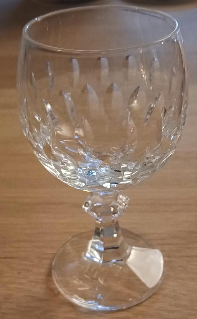 Gezocht: borrelglaasje-likeurglaasje, Verzamelen, Glas en Borrelglaasjes, Gebruikt, Ophalen