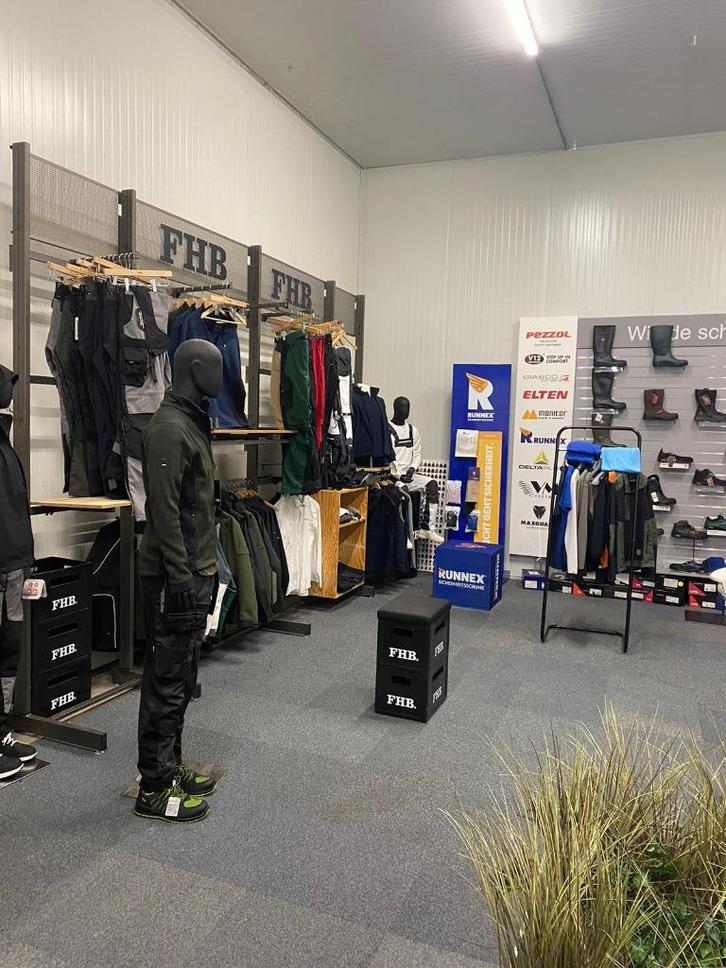 Uitverkoop Werkkleding, PMB en veiligheidsschoenen, Doe-het-zelf en Verbouw, Veiligheidskleding, Nieuw, Ophalen of Verzenden