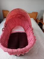 Rotan wieg, Ophalen, Wieg