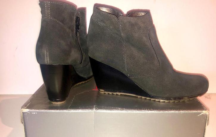 esprit antraciet sleehak laarsjes mt 41 Nieuw!, Kleding | Dames, Schoenen, Nieuw, Overige kleuren, Ophalen of Verzenden