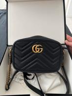 Gucci Marmont tas - Zo goed als nieuw!, Sieraden, Tassen en Uiterlijk, Tassen | Damestassen, Ophalen, Zo goed als nieuw, Zwart