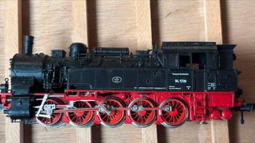 Fleischmann locomotieven en wagons, ook modelspoorbaan  beschikbaar voor biedingen