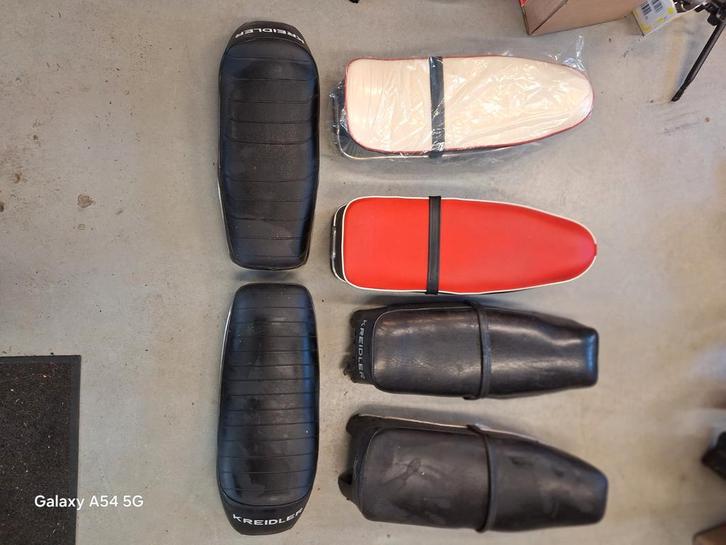 Kreidler zadels, rekjes, tanken, achterbruggen, Fietsen en Brommers, Brommeronderdelen | Kreidler, Zo goed als nieuw, Frame, Ophalen of Verzenden