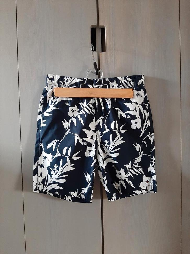 Tommy Hilfiger Bloemenprint Short broek maat 140 nieuw!, Kinderen en Baby's, Kinderkleding | Maat 140, Nieuw, Jongen, Ophalen of Verzenden