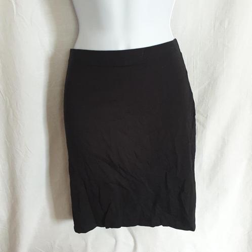 Mooie zwarte rok. Elastieken Taille Mt M Merk H&M, Kleding | Dames, Rokken, Zo goed als nieuw, Maat 38/40 (M), Zwart, Boven de knie