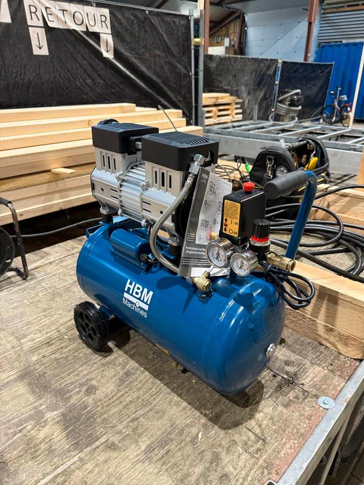 Nieuw!! HBM Low Noise Compressor - 24L, 8 Bar, Olievrij, Doe-het-zelf en Verbouw, Compressors, Nieuw, 6 tot 10 bar, Minder dan 25 liter