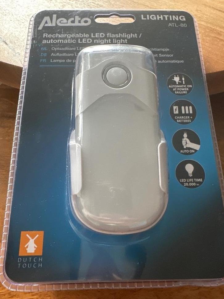 Alecto rechargeable LED flashlight, Caravans en Kamperen, Zaklampen, Nieuw, Batterij, Ophalen of Verzenden