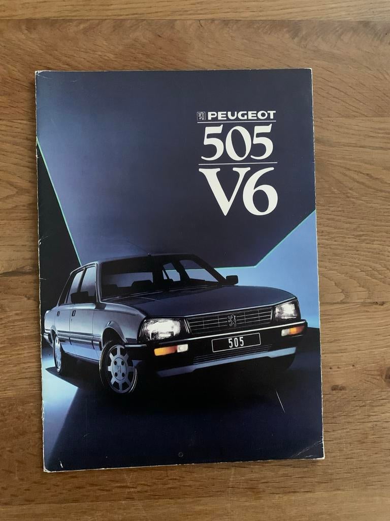 Peugeot 505 V6 Folder, Ophalen of Verzenden, Gelezen, Peugeot