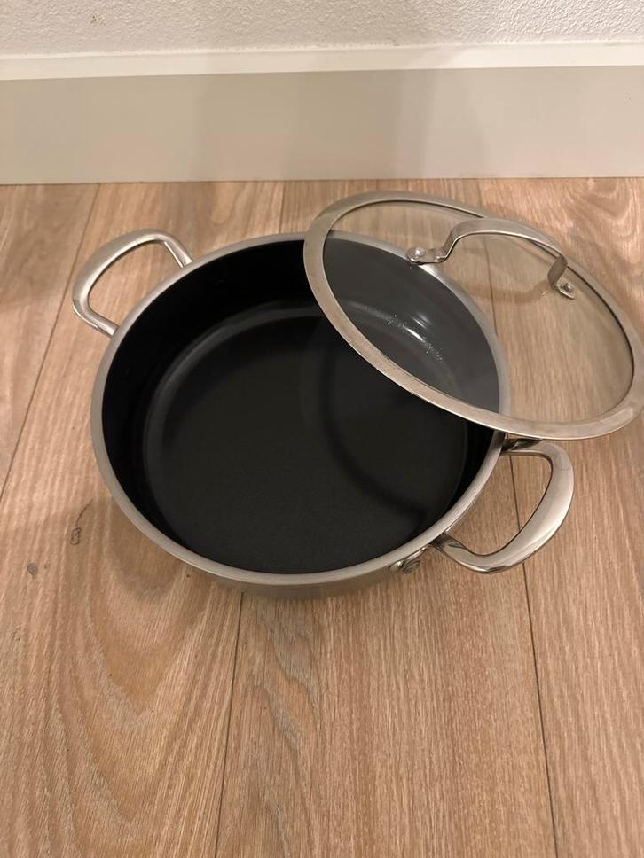 Greenpan Hapjespan 26cm - in nieuwstaat, Huis en Inrichting, Keuken | Potten en Pannen, Zo goed als nieuw, Koekenpan of Braadpan