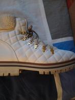 Leuke witte schoenen maat 40, Kleding | Dames, Schoenen, Ophalen of Verzenden