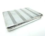 Zilveren sigarettendoos, incl. 2 Broches sigaretten, 1939, Antiek en Kunst, Antiek | Goud en Zilver, Verzenden, Zilver