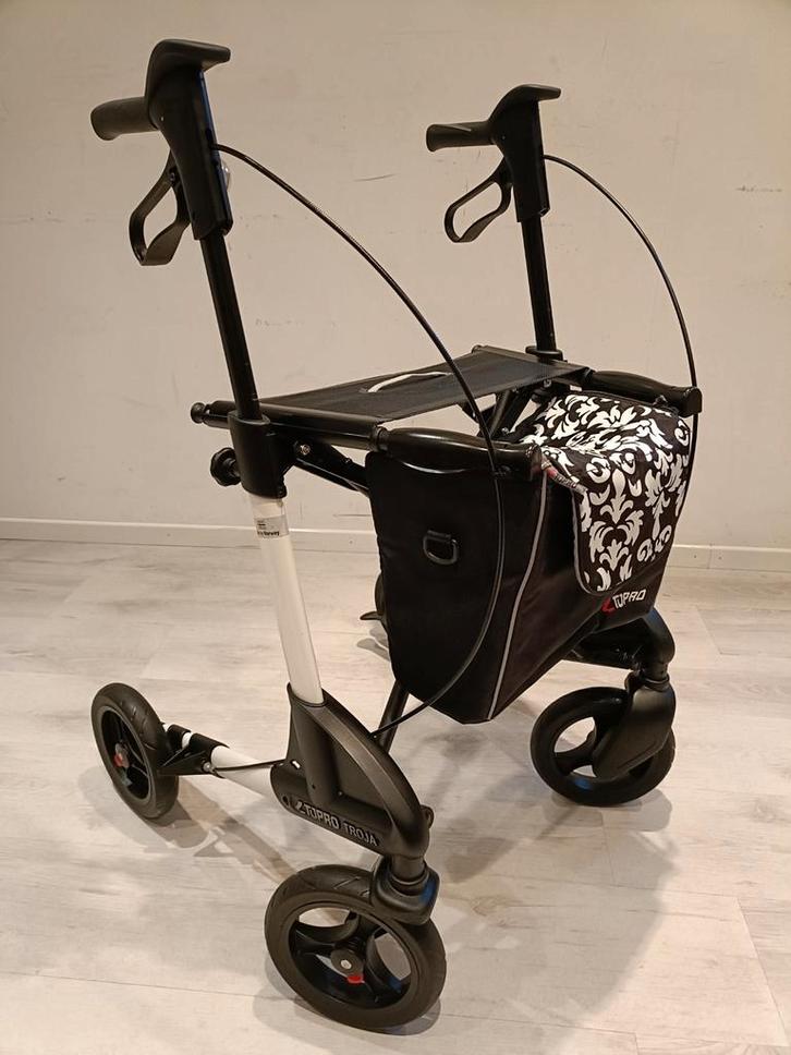 Topro Troja 2G M rollator incl Garantie en Servicebeurt IZGS, Diversen, Rollators, Zo goed als nieuw, Lichtgewicht, Opvouwbaar