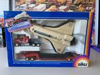 Siku 4016 Mack dieplader Nasa Space Shuttle, Hobby en Vrije tijd, Ophalen of Verzenden, Nieuw, Bus of Vrachtwagen, SIKU