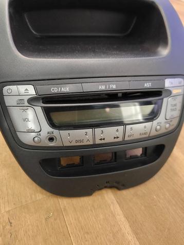 Originele Citroen c1 peugeot 107 toyota aygo radio cd speler beschikbaar voor biedingen