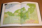 Atlas van de Belevingswereld — Mens in Landkaarten, Boeken, Gelezen, Ophalen of Verzenden, Landkaart, 1800 tot 2000