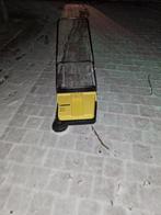 Veegmachine Kärcher, Tuin en Terras, Veegmachines, Ophalen, Zo goed als nieuw, Kärcher