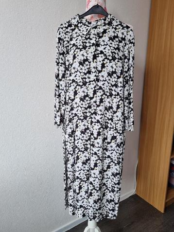 Mooie Katoenen Dames Blouse -Jurk Bloemen Wit Zwart Mt 38  beschikbaar voor biedingen