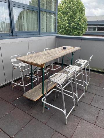 2x biertafel hoog  beschikbaar voor biedingen
