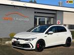 Volkswagen Golf 1.5 TSI R-Line 150PK pano H&K IQ 19" GARANTI, Zwart, 4 cilinders, 150 pk, Alcantara