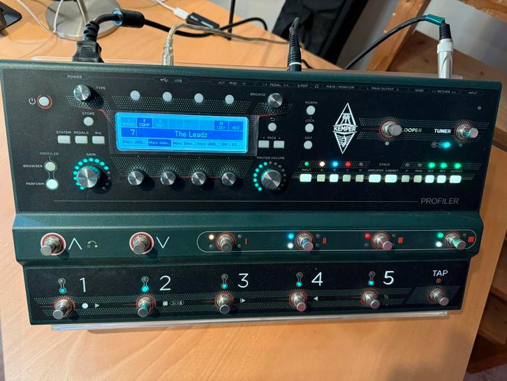 Kemper Profiler Stage inclusief honderden profiles, Muziek en Instrumenten, Effecten, Zo goed als nieuw, Ophalen