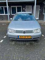 Volkswagen Golf 1.6 77KW 2002 Grijs, Voorwielaandrijving, 1145 kg, 4 cilinders, Overige bekleding