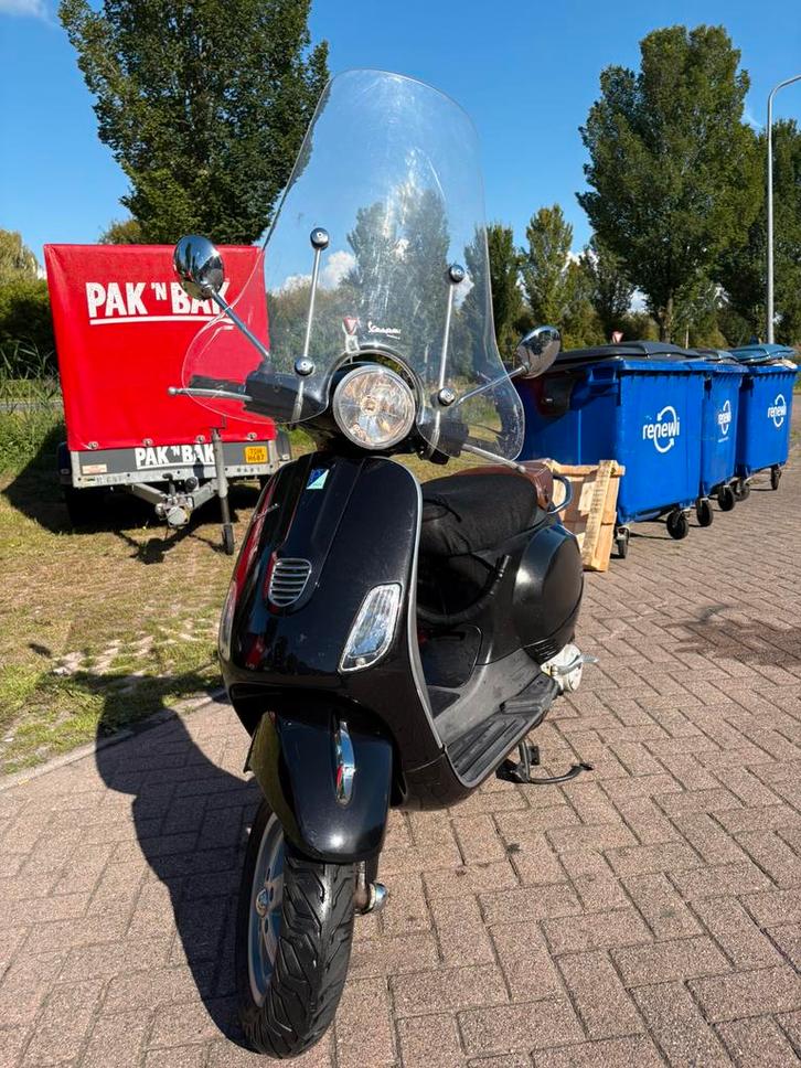 Vespa LX50 2014, Fietsen en Brommers, Scooters | Vespa, Zo goed als nieuw, Vespa LX, Benzine, Ophalen of Verzenden