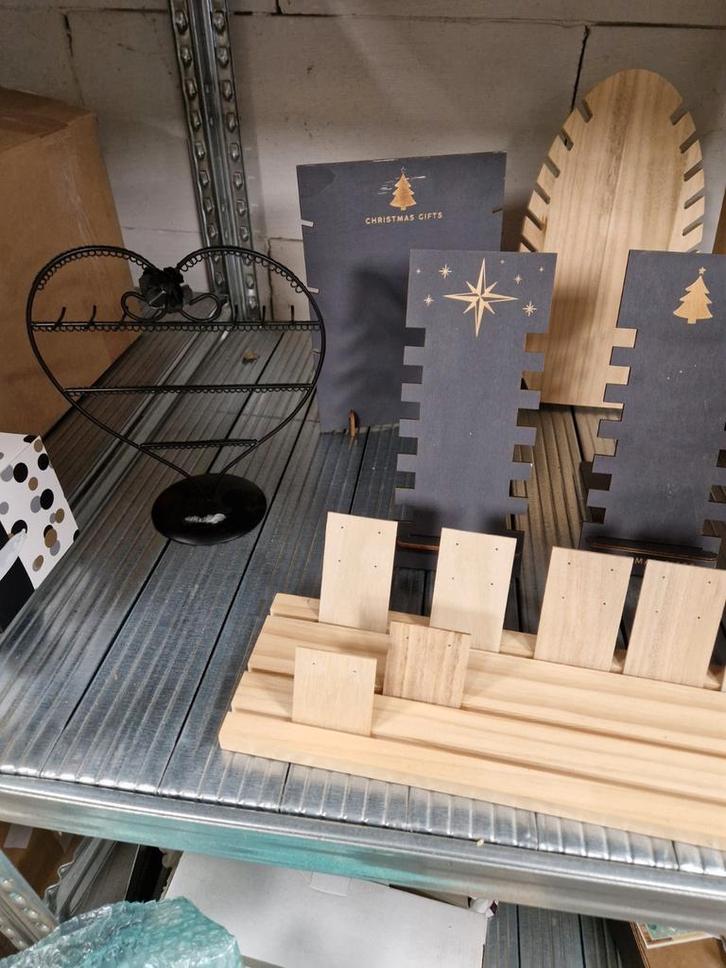 Sieraden, verpakkingsmateriaal, displays - bedrijfstop, Hobby en Vrije tijd, Overige Hobby en Vrije tijd, Zo goed als nieuw, Ophalen of Verzenden