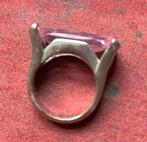 Bijzondere mooie ring met roze steen, Met kristal, 18 tot 19, Ophalen of Verzenden, Zo goed als nieuw