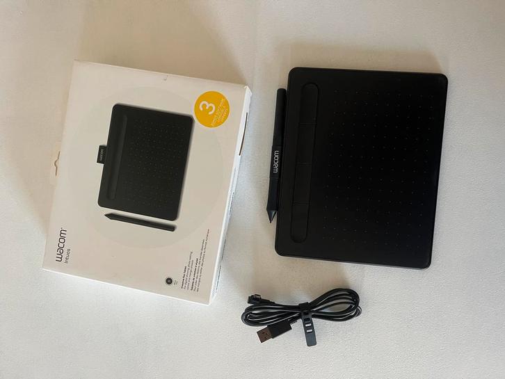 Wacom Intuos, Computers en Software, Tekentablets, Nieuw, Ophalen of Verzenden