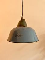 Vintage fabriekslamp, Huis en Inrichting, Lampen | Hanglampen, Ophalen, Zo goed als nieuw, Metaal, Minder dan 50 cm