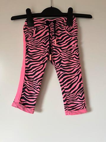 Roze met zwarte gestreept joggingsbroek, maat 74 - Bakkaboe beschikbaar voor biedingen